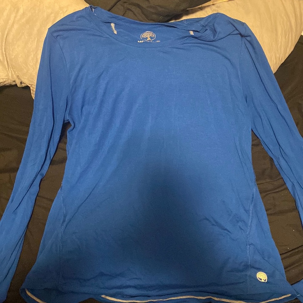 Healing hands top